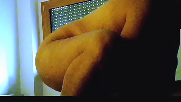 Brasileira adora sentar no Casado Português