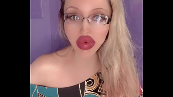 Часть 1. Возможно ли стать певицей без денег?