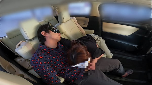 旦那とお出かけ前に濃厚に愛し合って中出しされる人妻