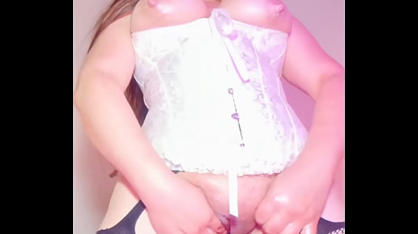 Esposa Puta Infiel Se Masturba El Culo Y Se Graba Para El Novio De Su Mejor Amiga Le Encanta La Verga De Extraños!! 2