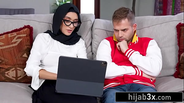 Hijab-Wearing Beauty Gets To Fuck Her College Crush