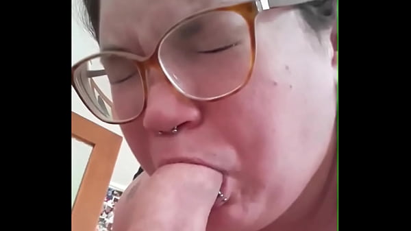 Miri Piri takes it like a pro