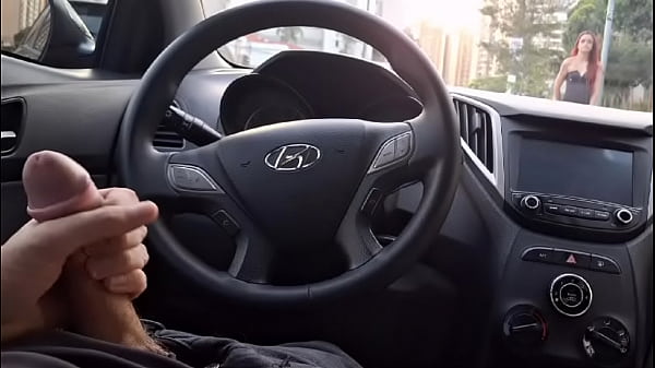 Pedindo informações mostrei pau pra gostosa no ponto de ônibus