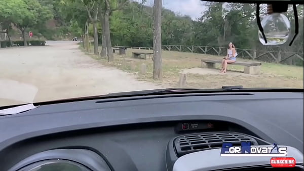 PORNOVATAS – Quede con joven colombiana por internet para follar en el coche por las calles de Barcelona