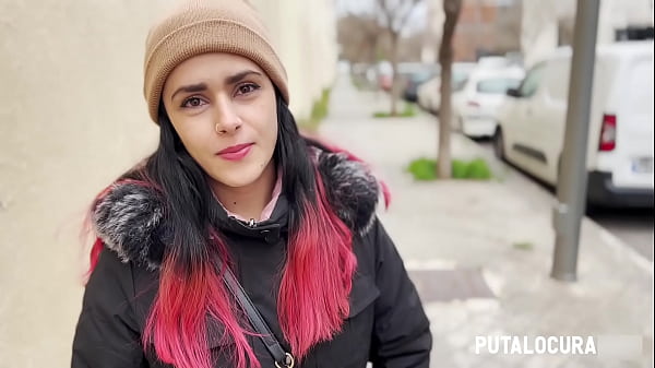 PutaLocura – Torbe convence a la joven colombiana Dulce Caramelo para follar y le da toda su leche