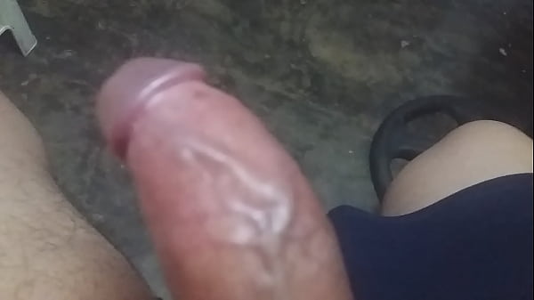 Quien para conversar..? Muy caliente me desperté
