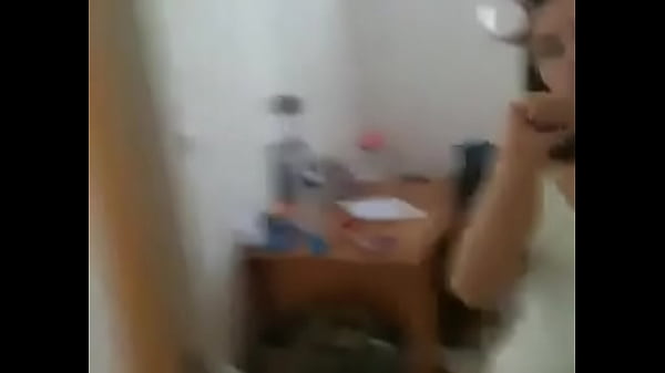serbian girl dancing