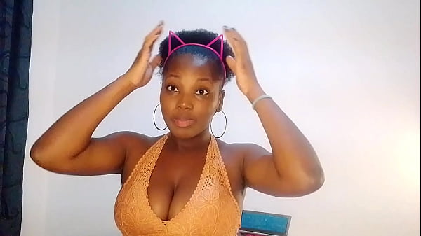 Sexy Black Teen Got Home From her Job Then Did a Video chat With Her Boyfriend Who is Horny But then a Surprised Knock on the door – Mastermeat1