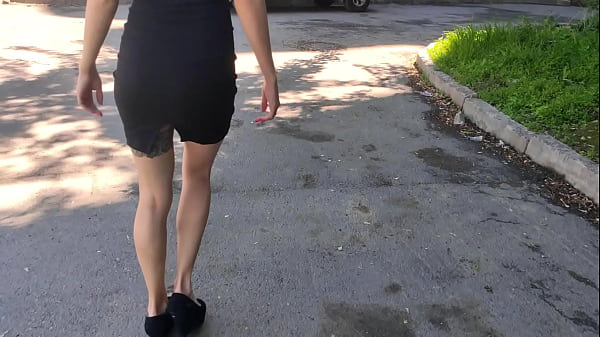 Horny Girl Sucking Dick into Porch – Outside Fucking!