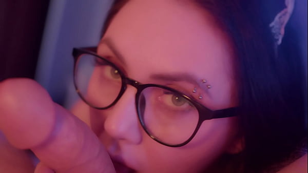 Beautiful milf pegging her boy’s and gets cumshot.