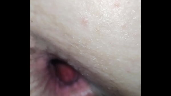 Meu cu tá ficando todo arrombado, goza dentro da minha buceta