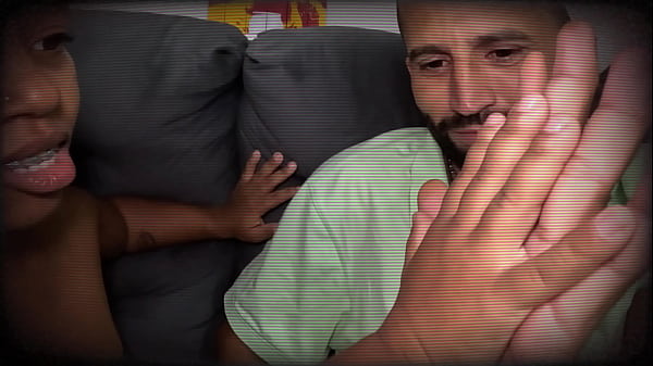 Minha primeira vez fudendo uma mini buceta e um mini rabo de uma anãzinha