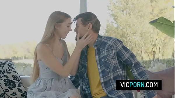 Perfect babe Mary Popiense enjoying some naughty sex